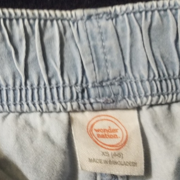 Hodgepodge 4T clothes- Gerber, Garanimals, etc. - Picture 8 of 15